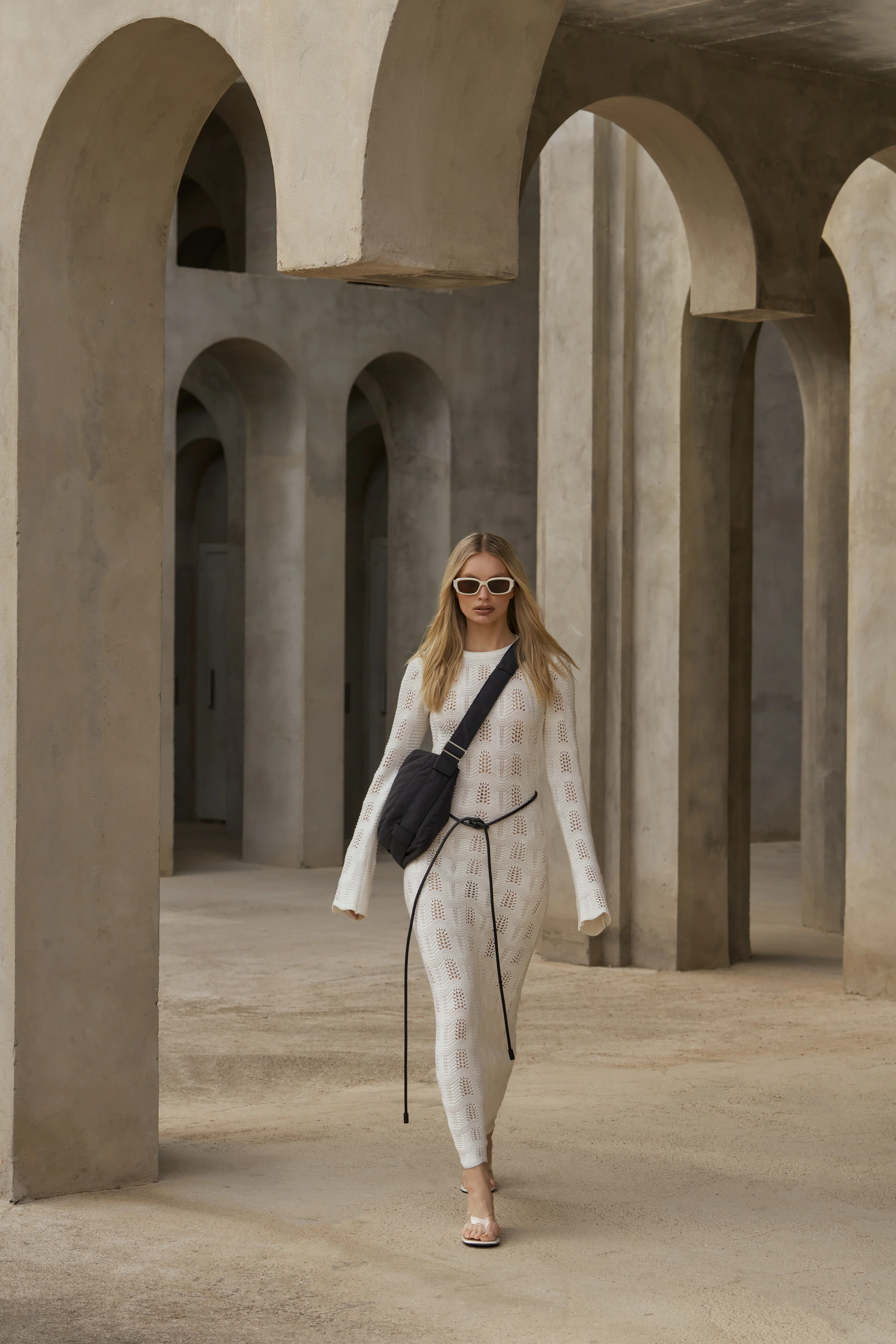 SCALLOP EDGE KNITTED MAXI DRESS - OFF WHITE - Image 2