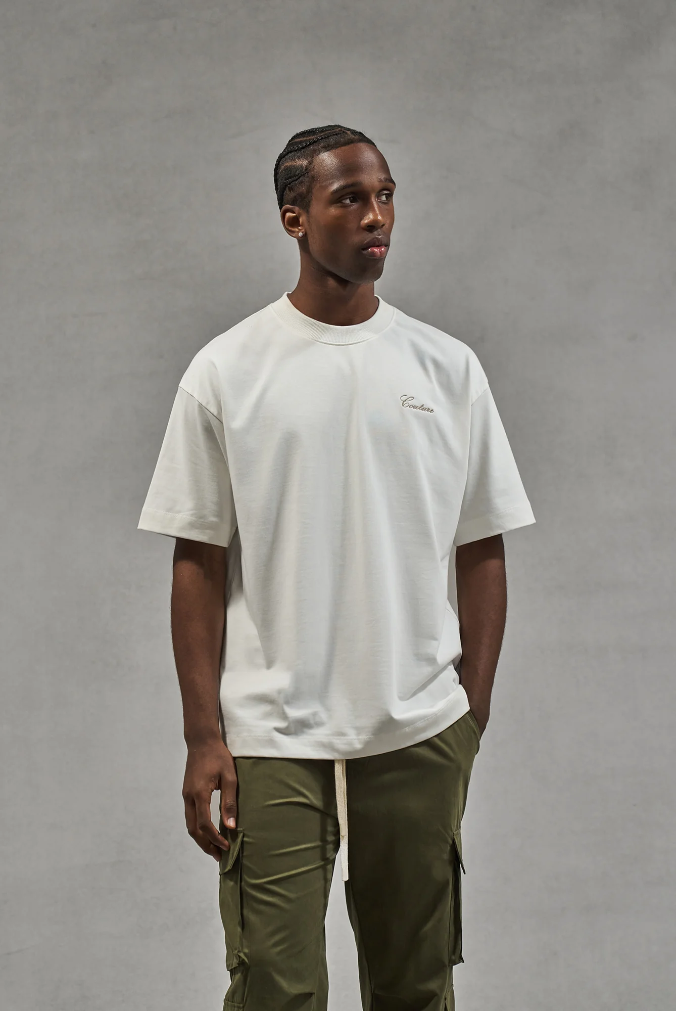SCRIPT EMBROIDERED T-SHIRT - OFF WHITE - Image 2
