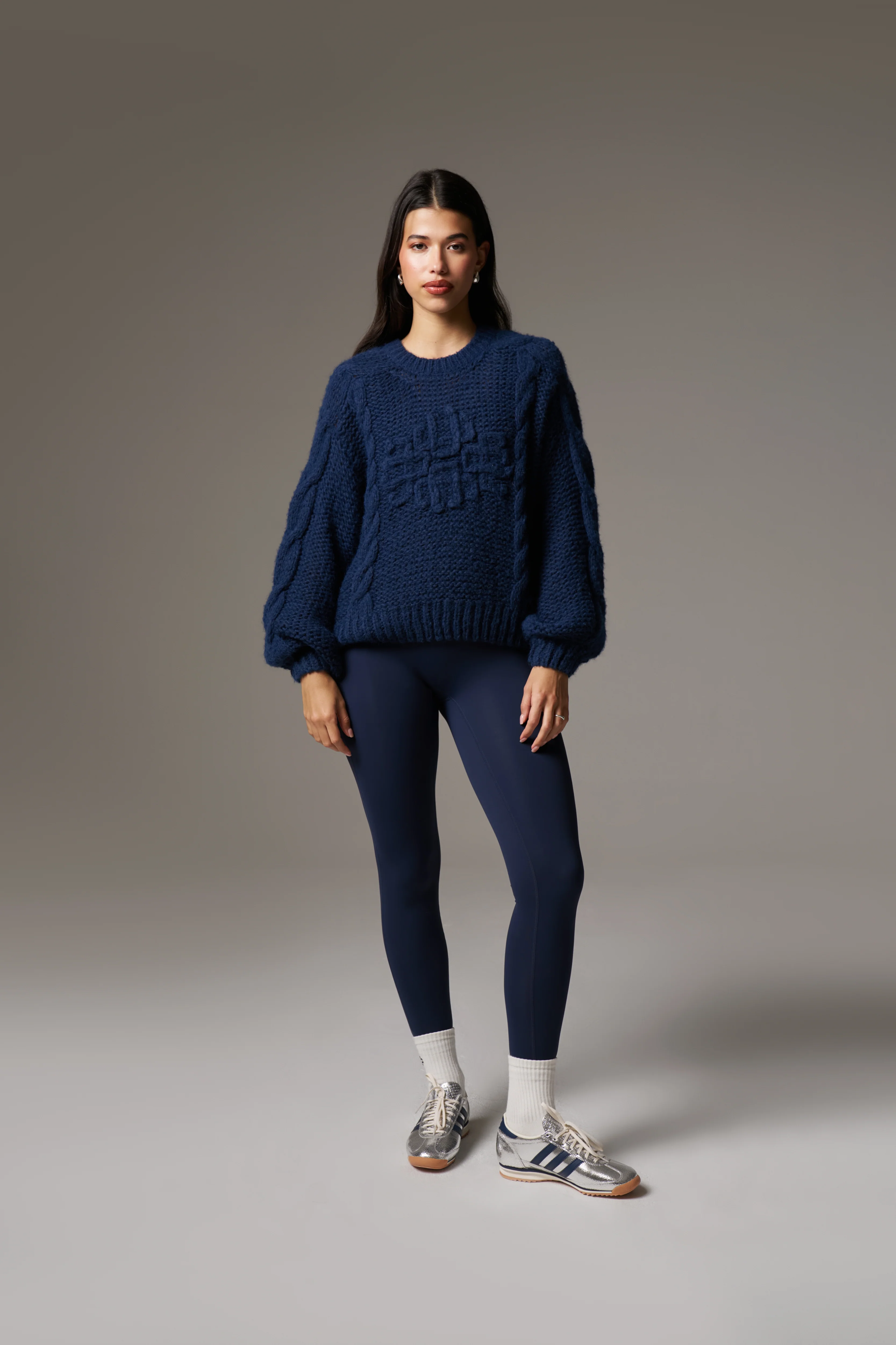 SCULPTING STRETCH EMBLEM LEGGINGS - DARK NAVY - Image 3