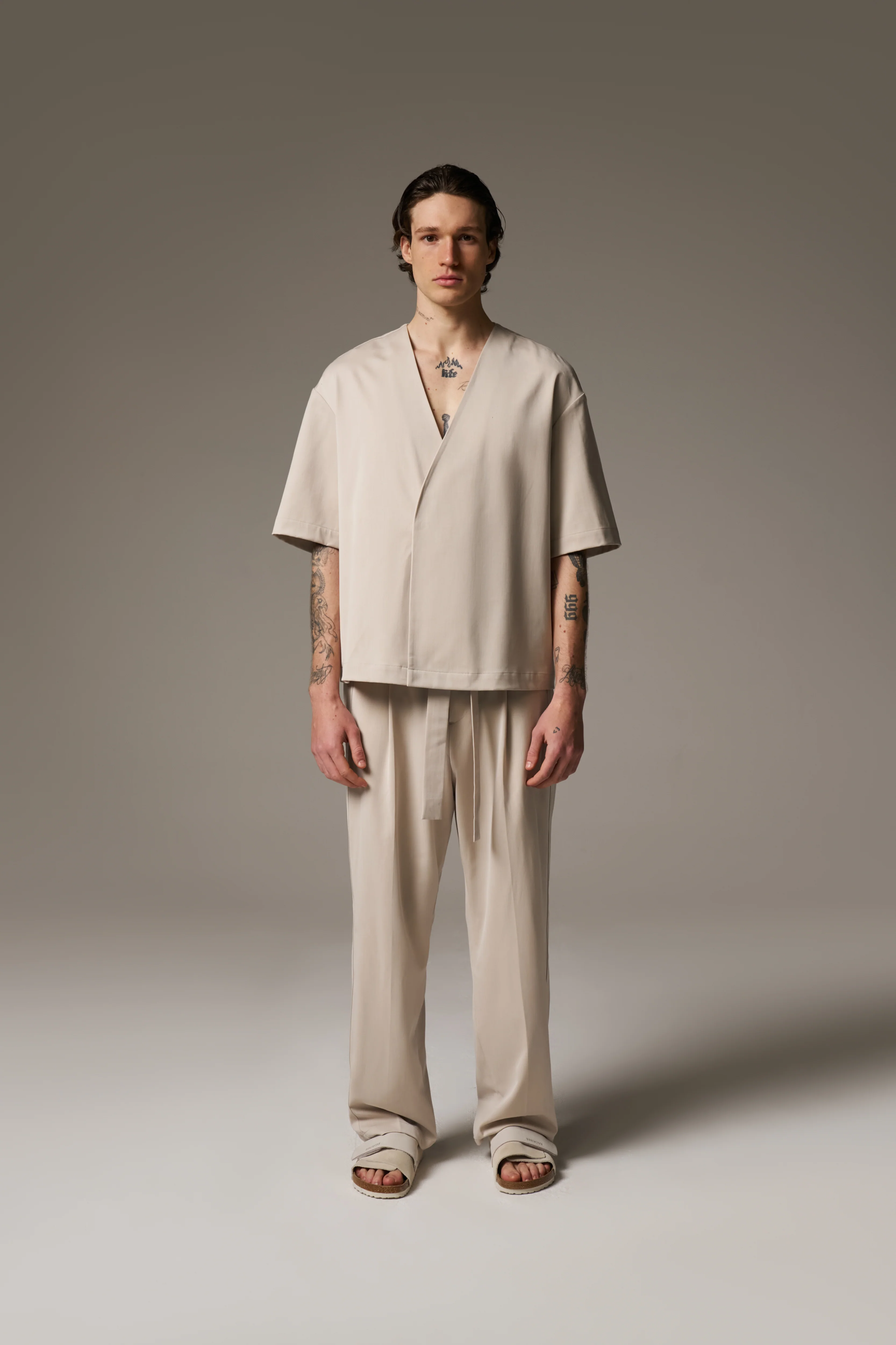 SMART TIE BELTED TROUSERS - STONE - Image 5