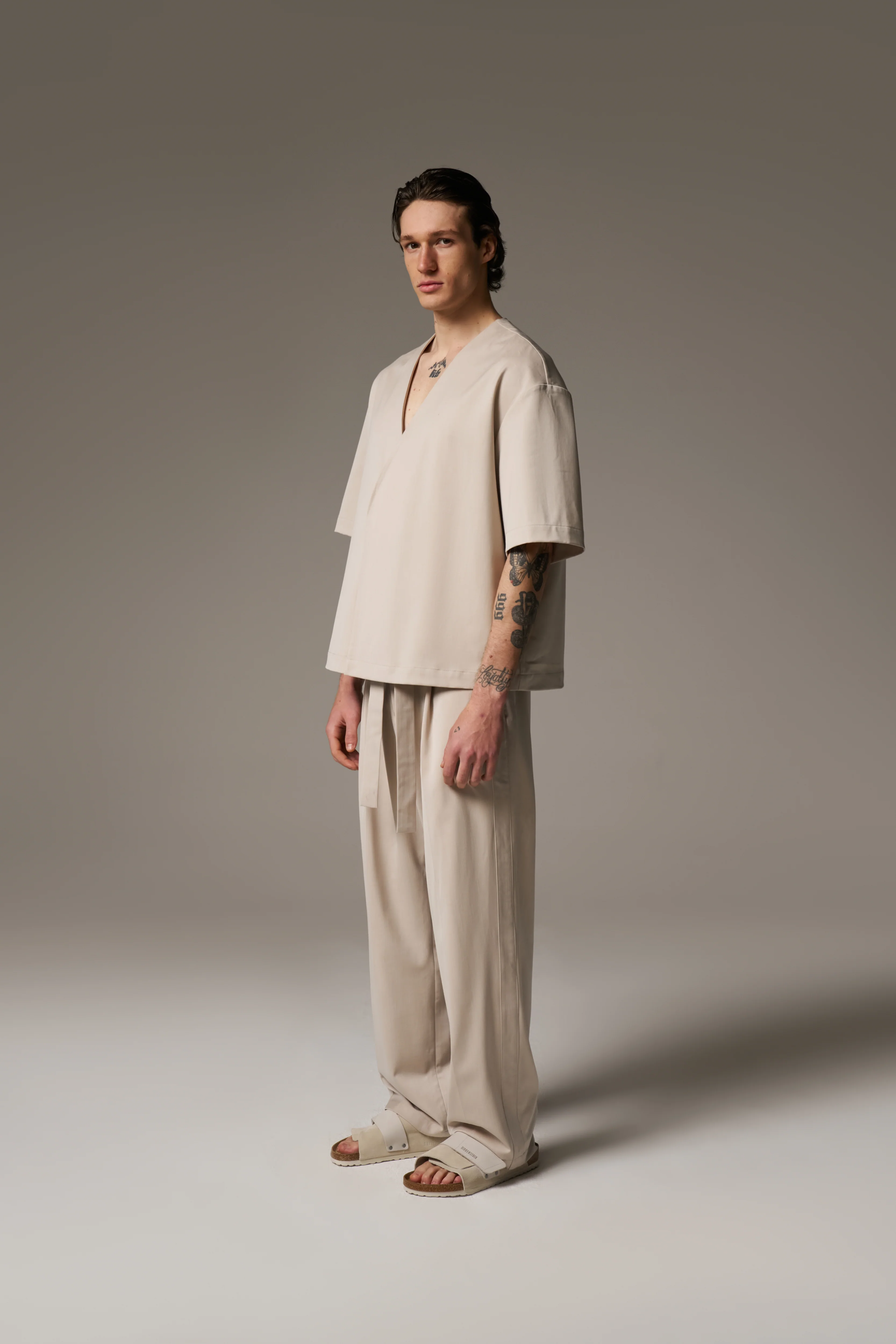 SMART TIE BELTED TROUSERS - STONE - Image 9