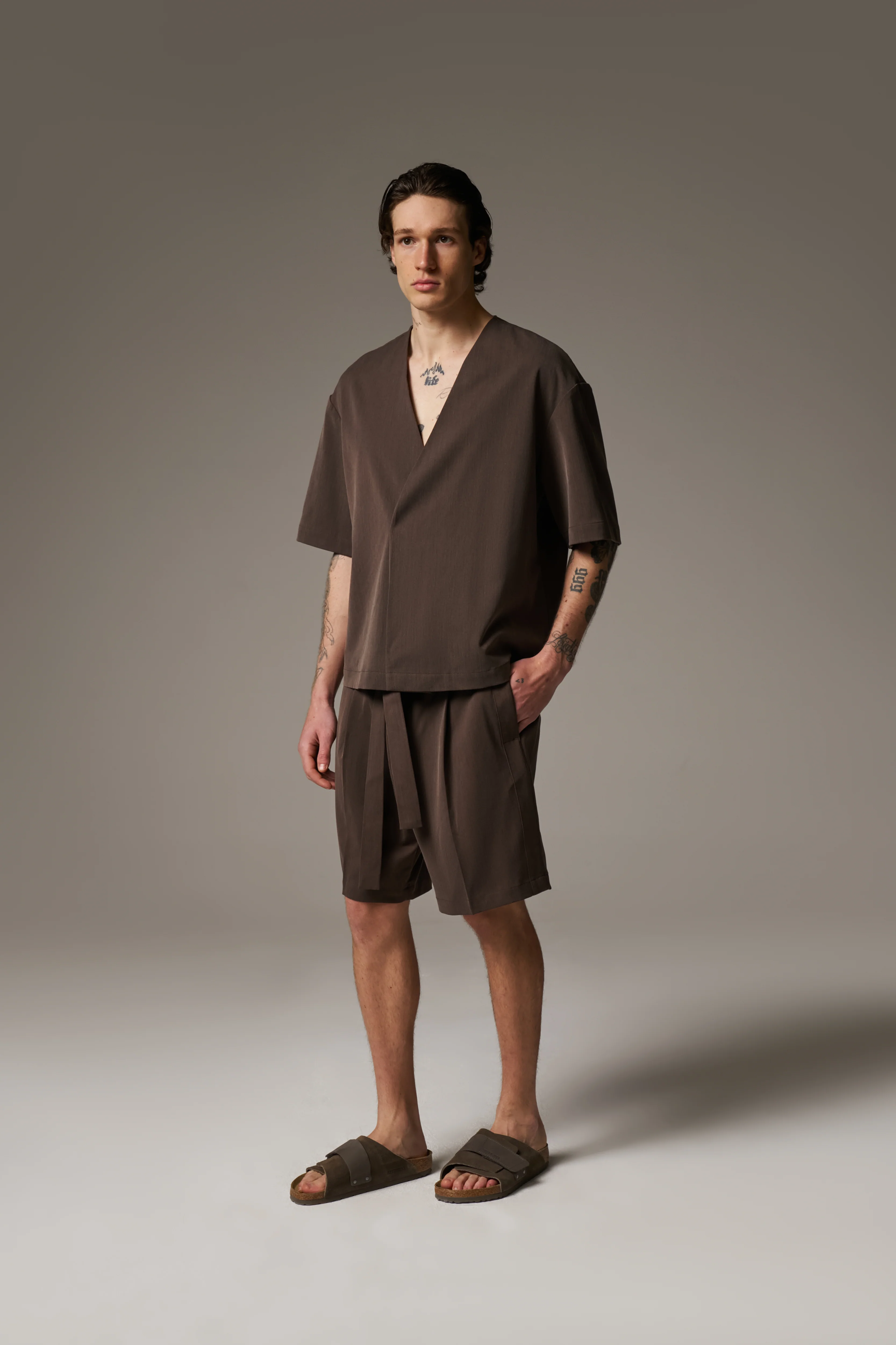 SMART WOVEN SHIRT - BROWN - Image 5