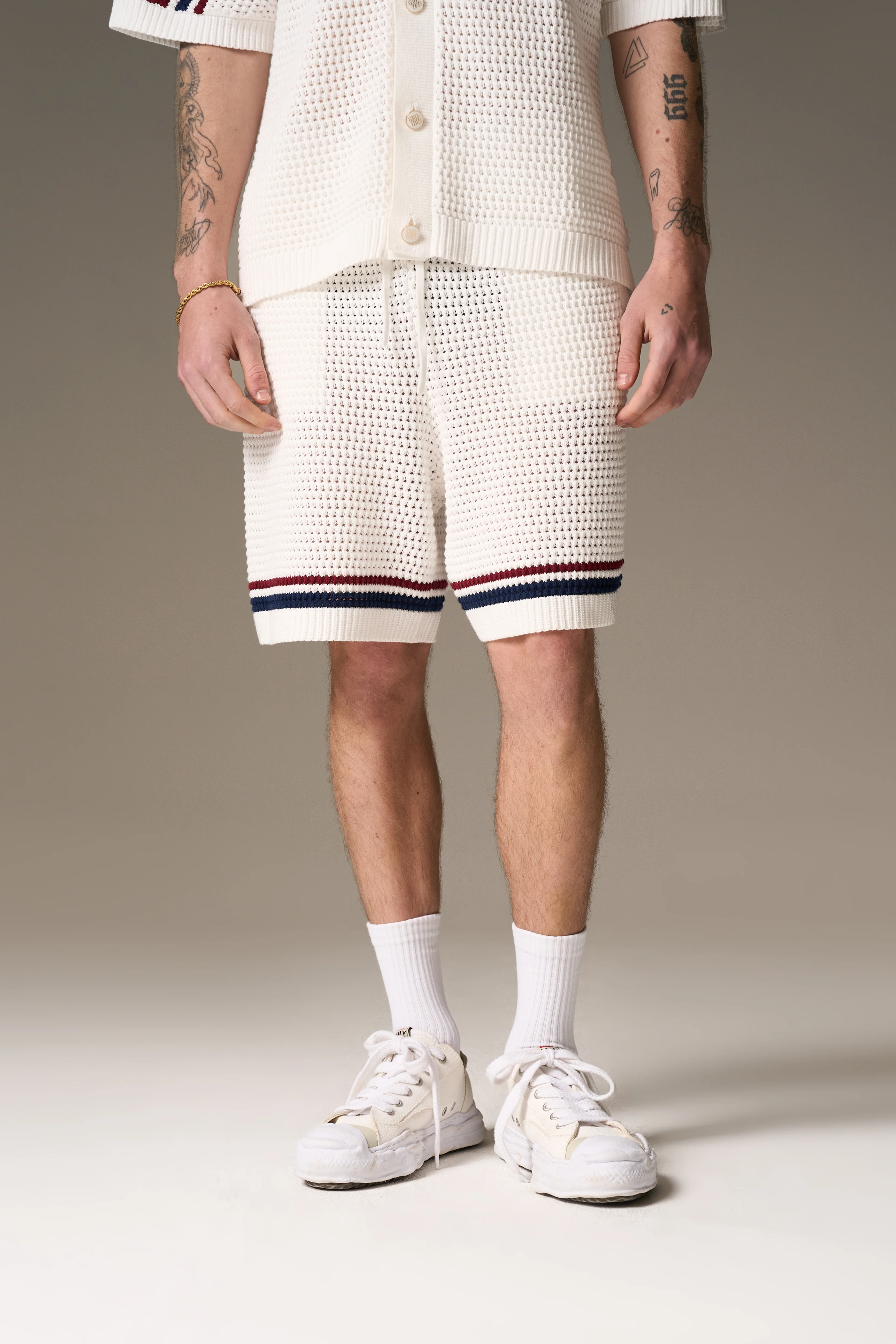STRIPE CROCHET KNIT SHORTS - BURGUNDY - Image 2