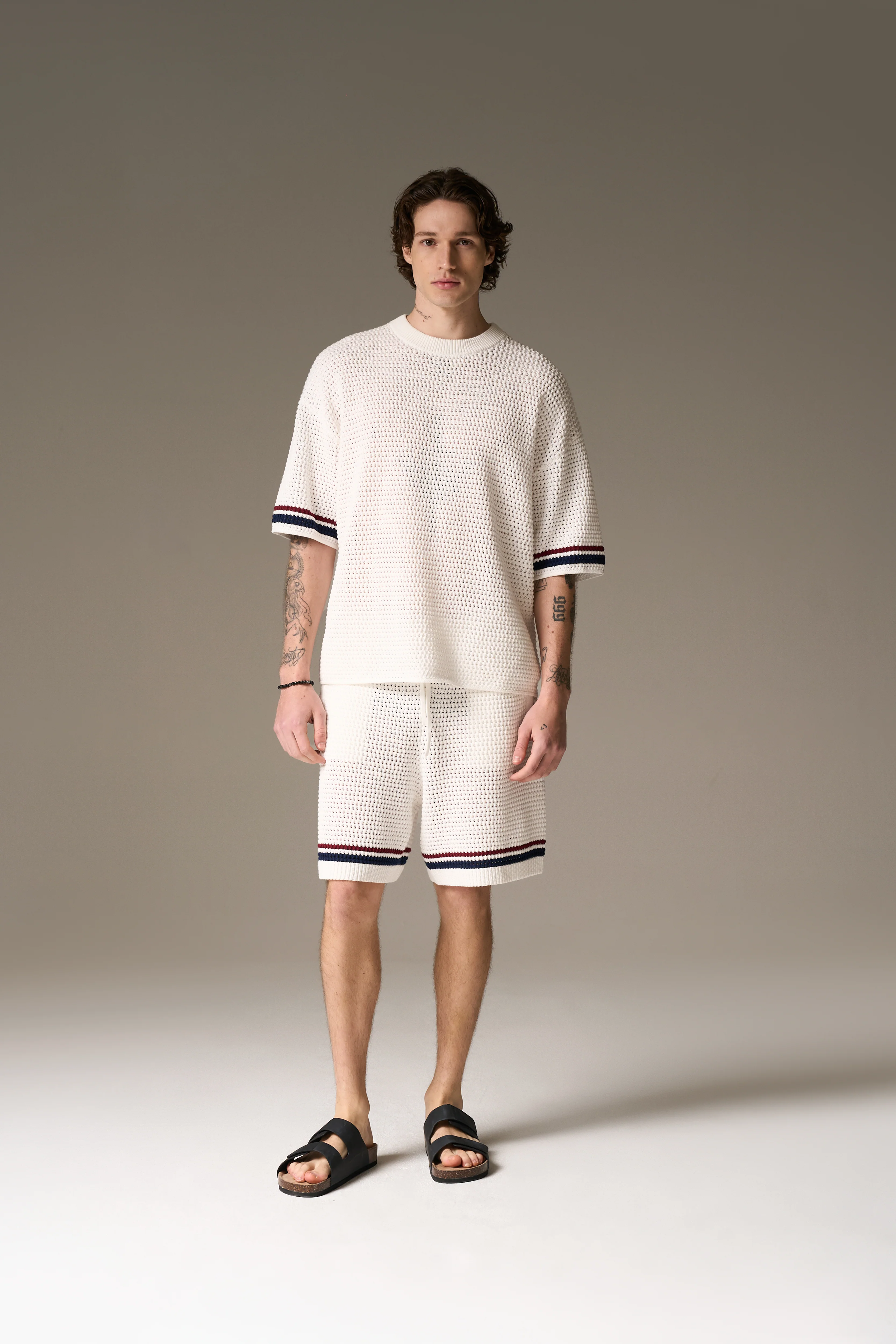 STRIPE CROCHET KNIT SHORTS - BURGUNDY - Image 3