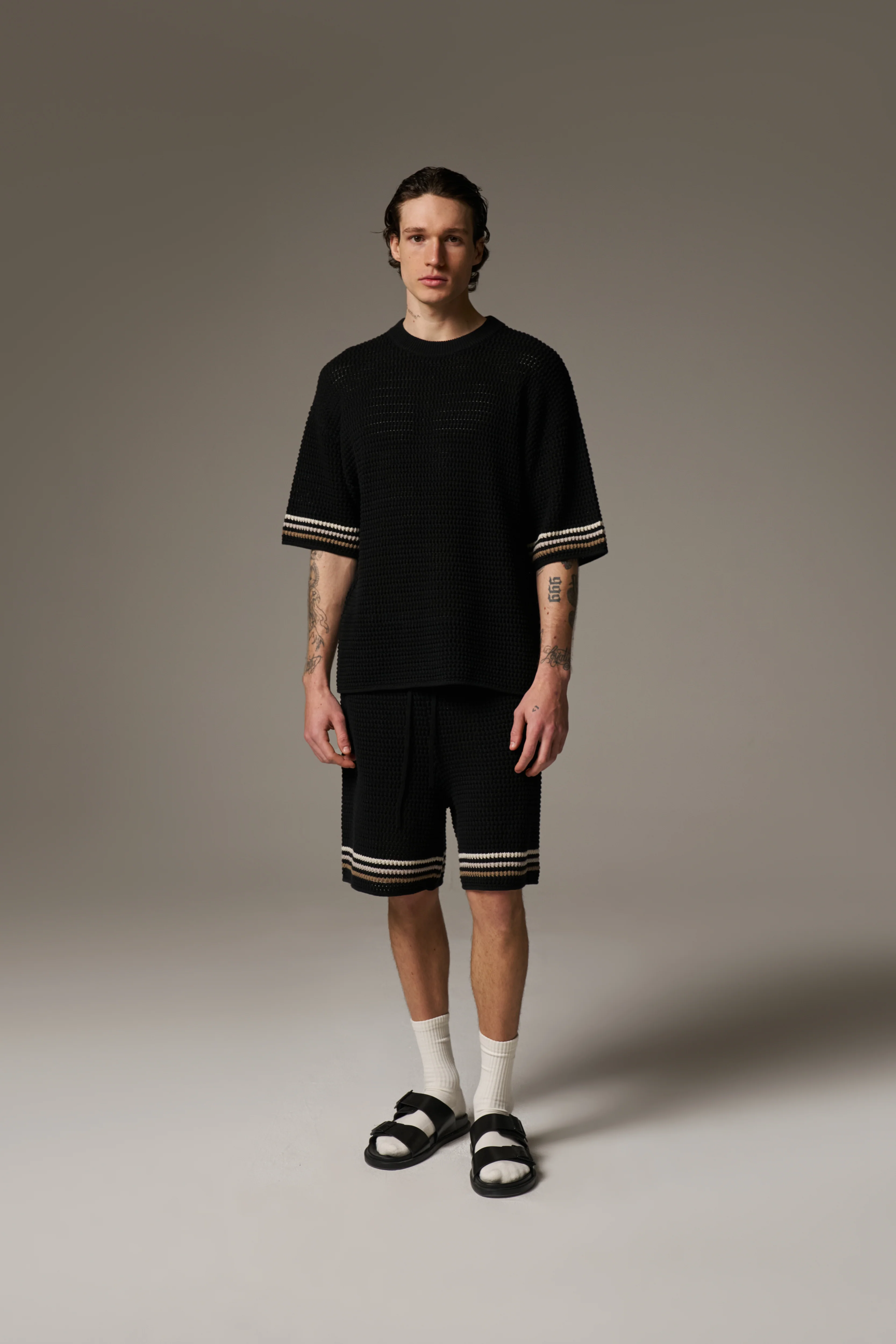 STRIPE CROCHET KNIT T-SHIRT - BLACK - Image 3
