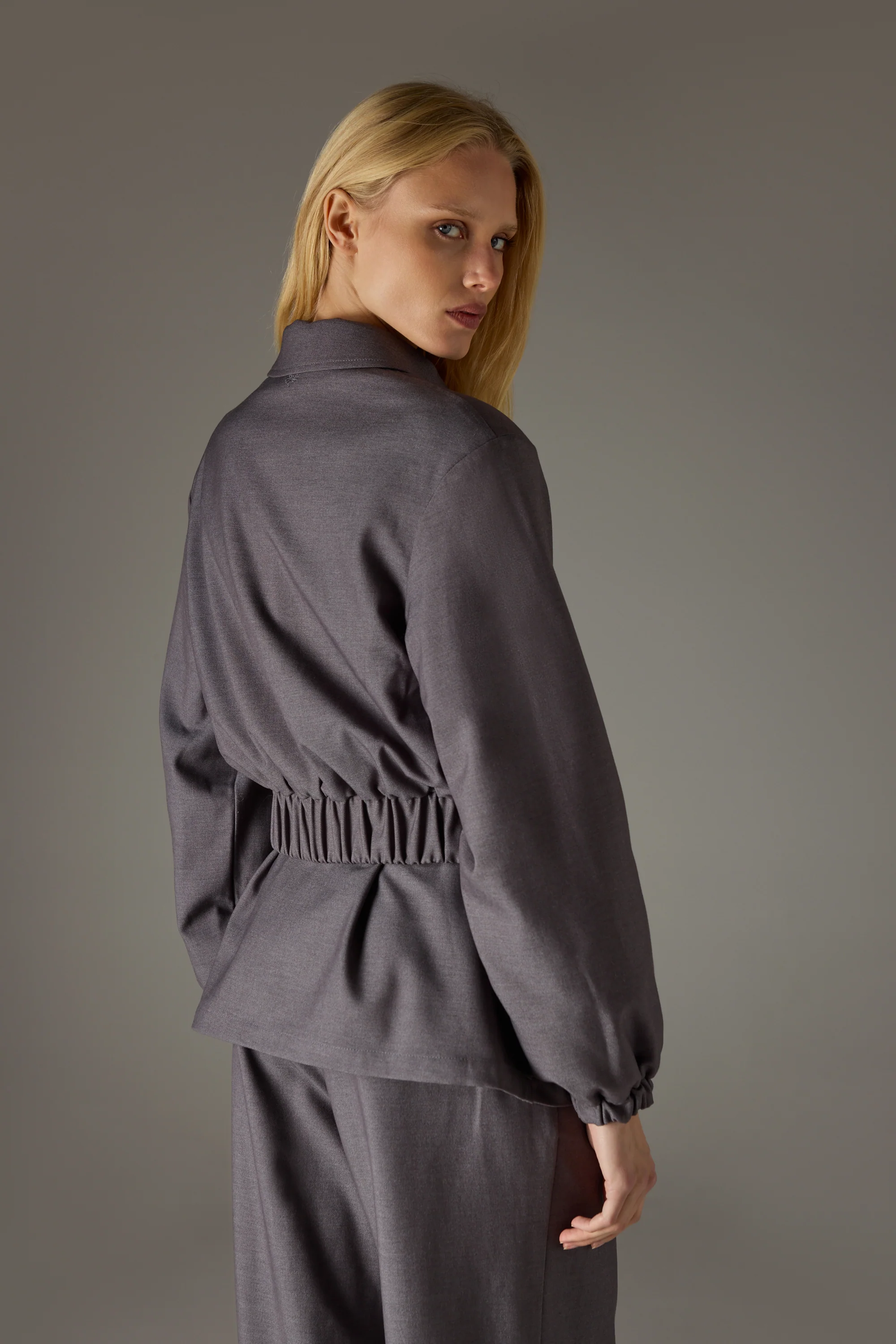 TAILORED SHOULDER PADDED BOMBER JACKET - GREY - Image 7