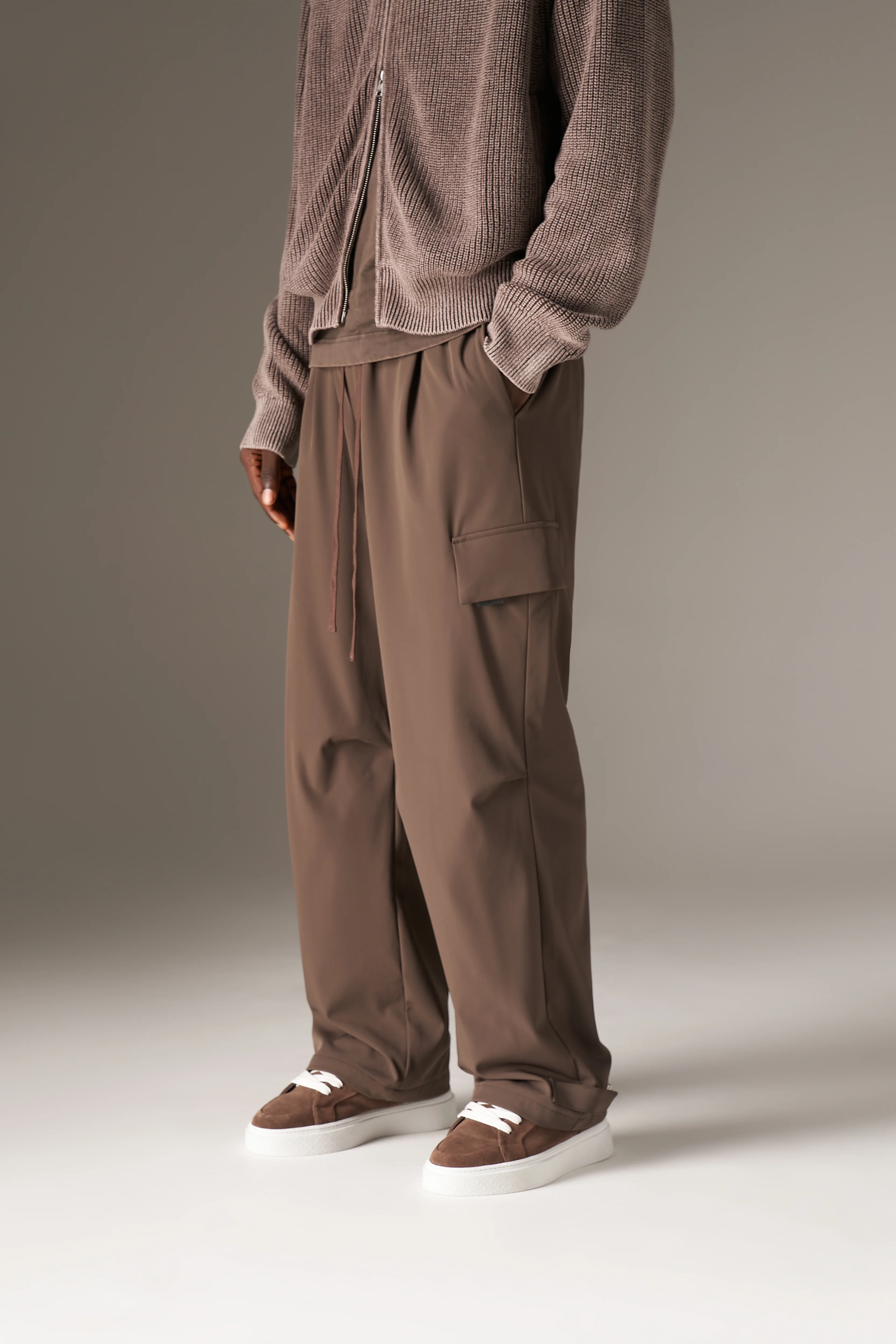 TECHNICAL WIDE LEG TROUSERS - BROWN - Image 2