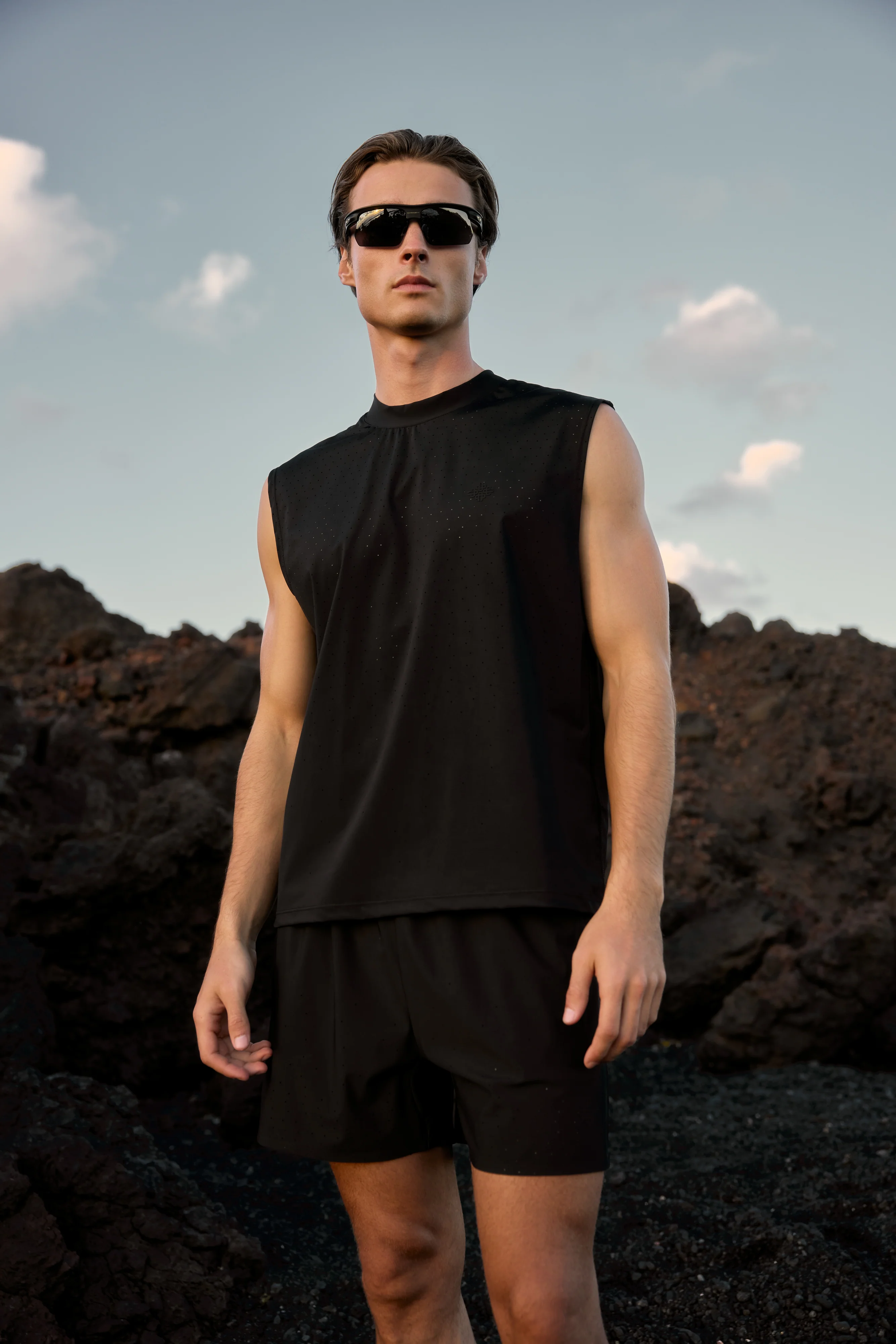TRAINING VEST - BLACK - Image 5